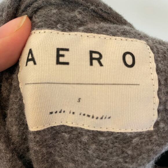 AERO Cropped Hoodie Size Small - Picture 2 of 4